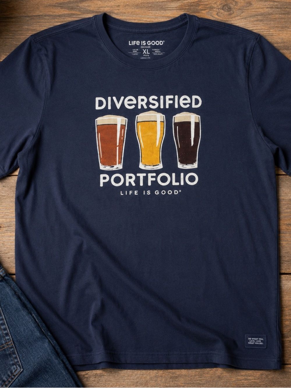 Life Is Good Diversified Portfolio Beer Graphic T Men’s XL Navy Crusher T-Shirt
